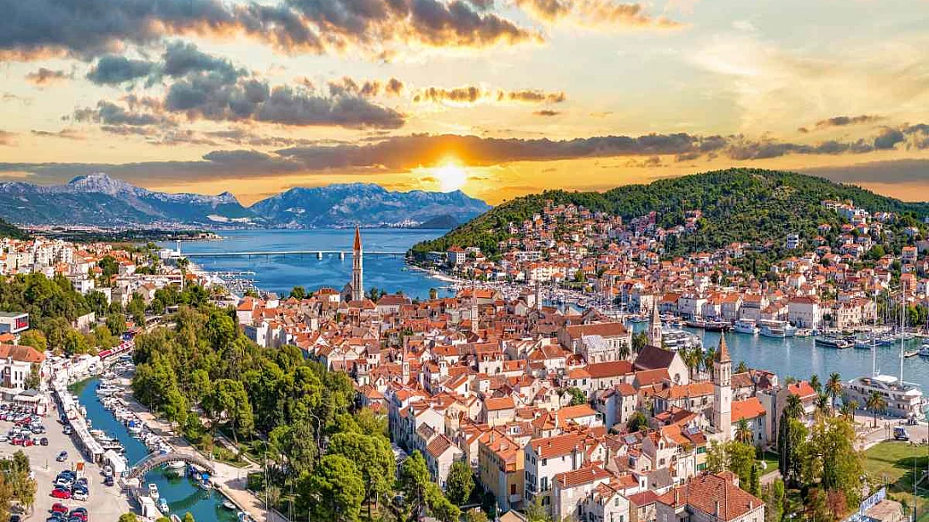 la piccola venezia della croazia, un gioiello rinascimentale dove godersi il mare a ottobre