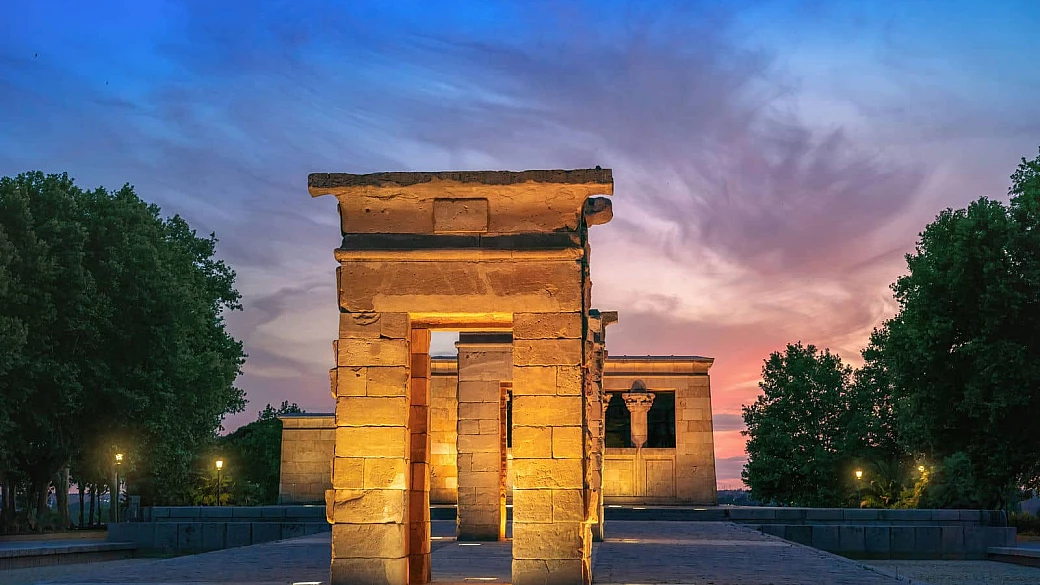 il tramonto più romantico della città lo ammiri da questo tempio immerso tra storia e viste mozzafiato