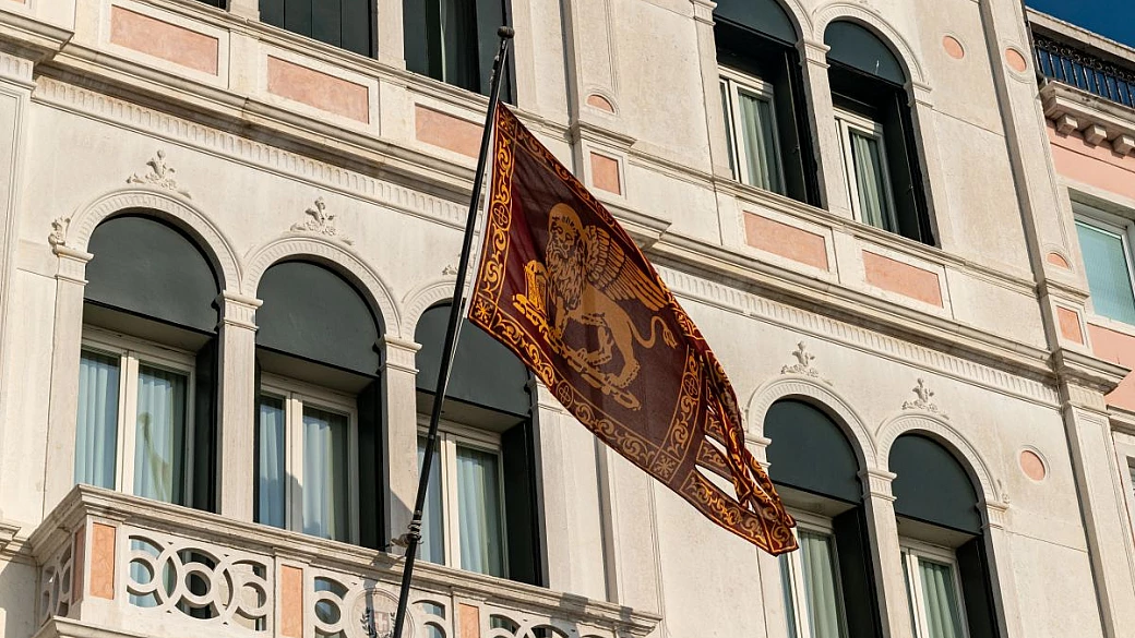 sondaggi elezioni veneto 2025, attenzione alla sfida tra stefani e manildo