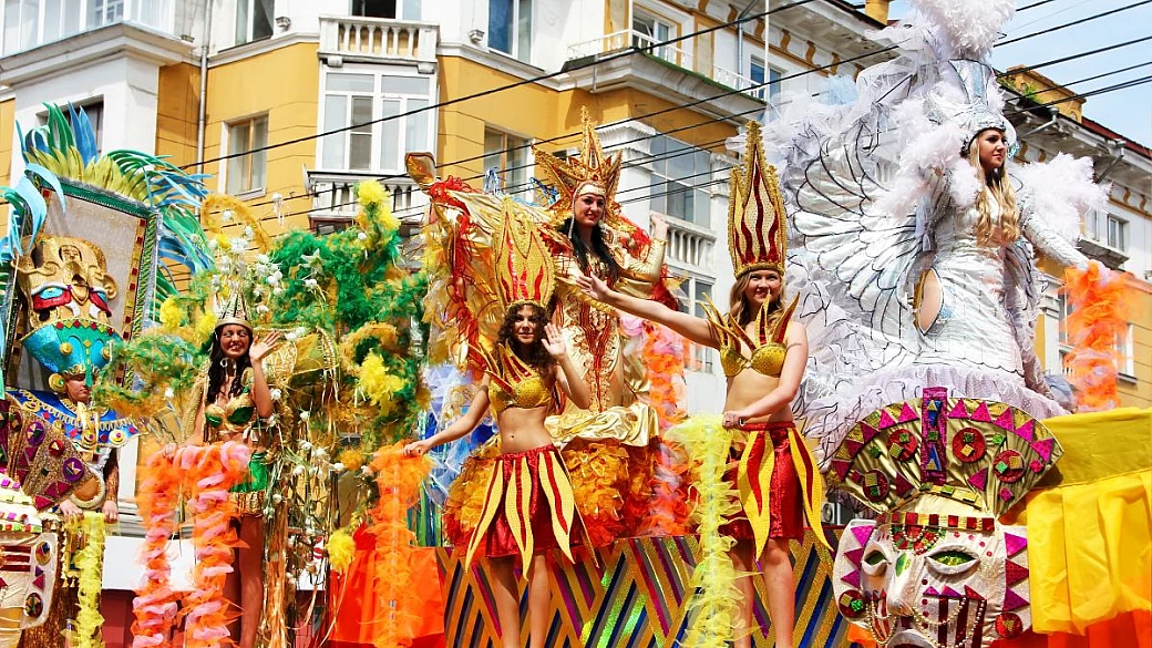 solo il suo è gemellato con rio de janeiro: è la vera città del carnevale in italia