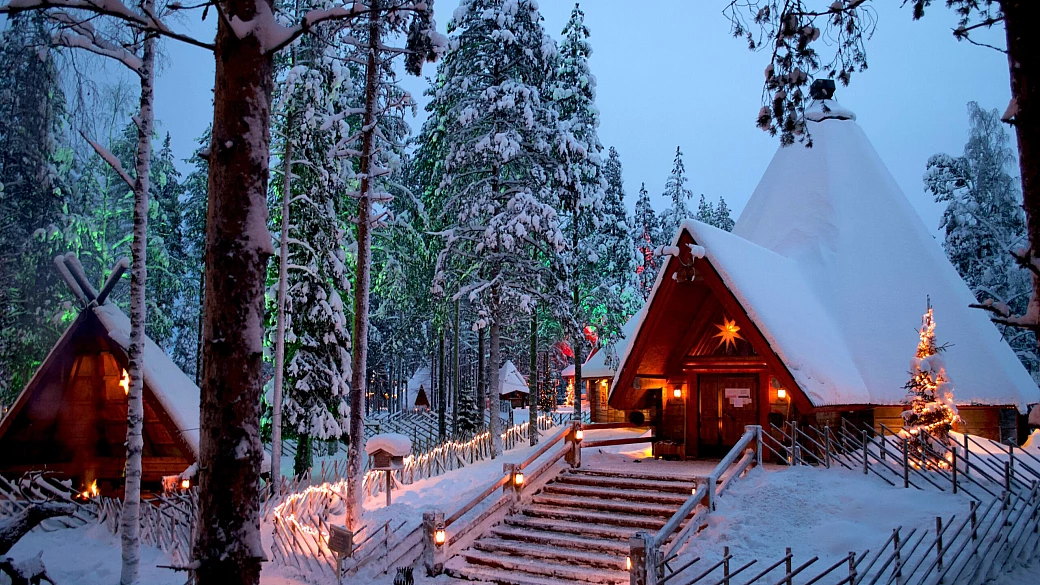 finlandia, un viaggio straordinario tra laghi e paesaggi incantati