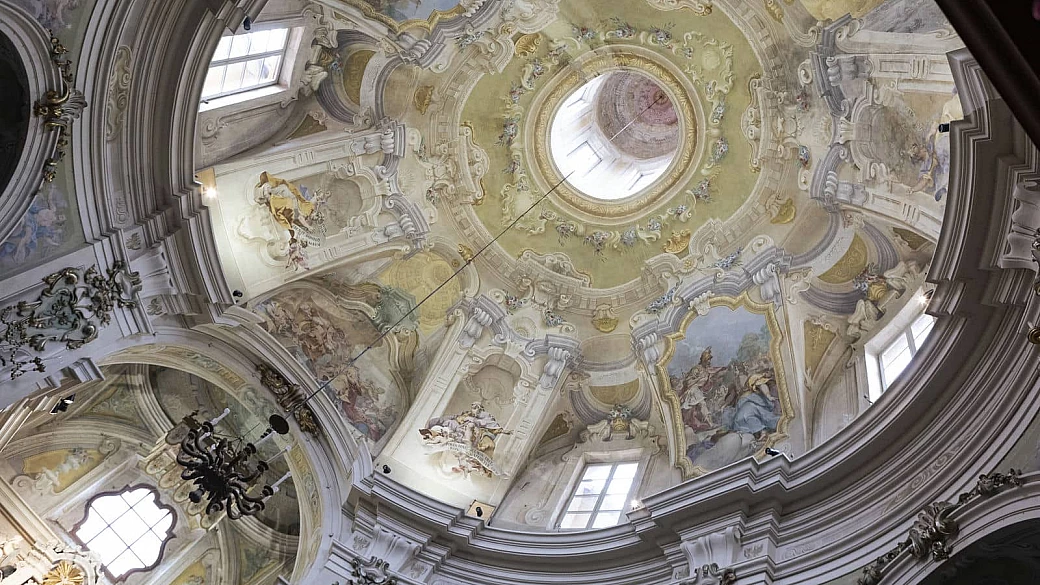 il borgo più elegante della lunigiana: pontremoli, la capitale barocca della toscana e i suoi tesori più preziosi