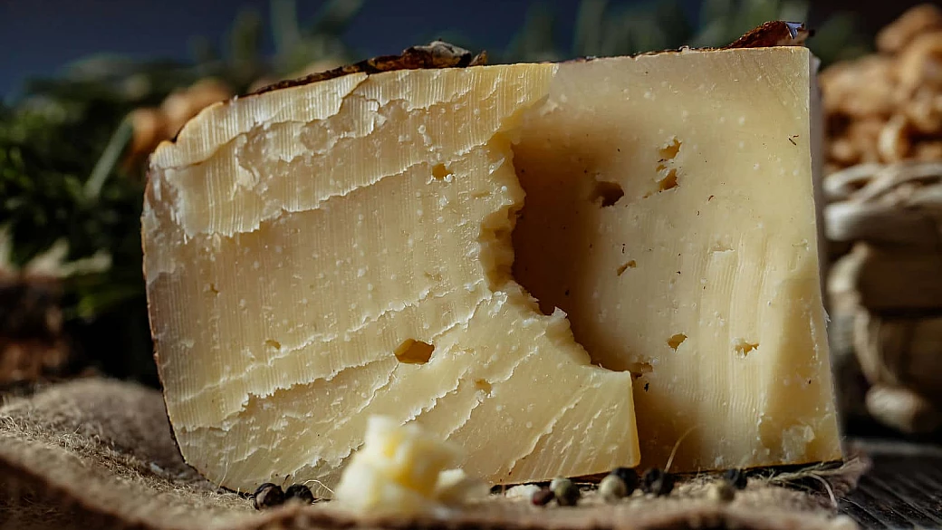 montasio dop, il formaggio del buon senso