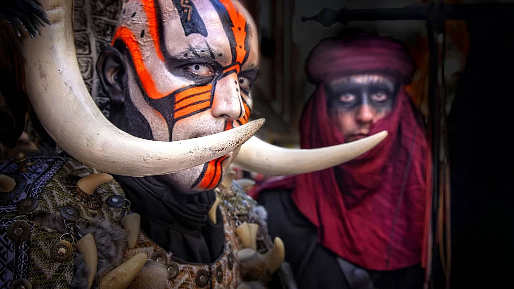 migliaia di figuranti e 6 giorni di sfilate: questa festa in spagna è qualcosa che non hai mai visto nella tua vita