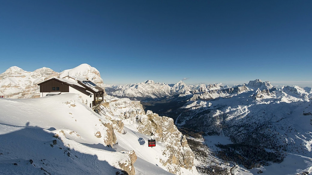 tg del turismo: notizie da milano-cortina, cuba, tunisi e milano