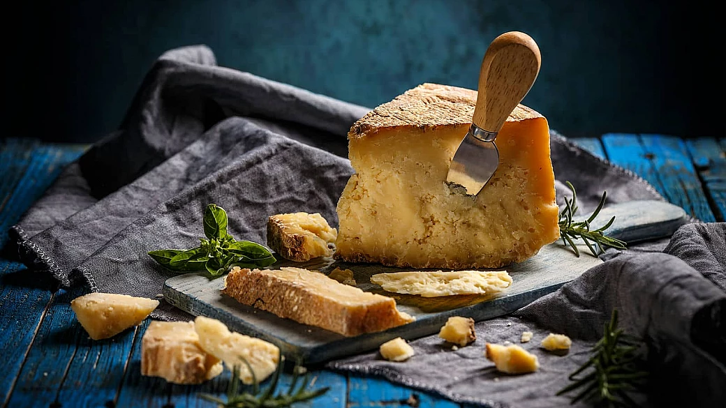 turisti per... cacio, ovvero un viaggio alla scoperta dei migliori formaggi d'italia