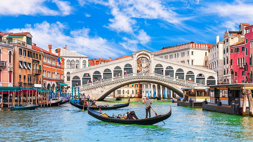 È l'idea last minute per un san valentino romantico che ti porterà nella capitale mondiale dell'amore