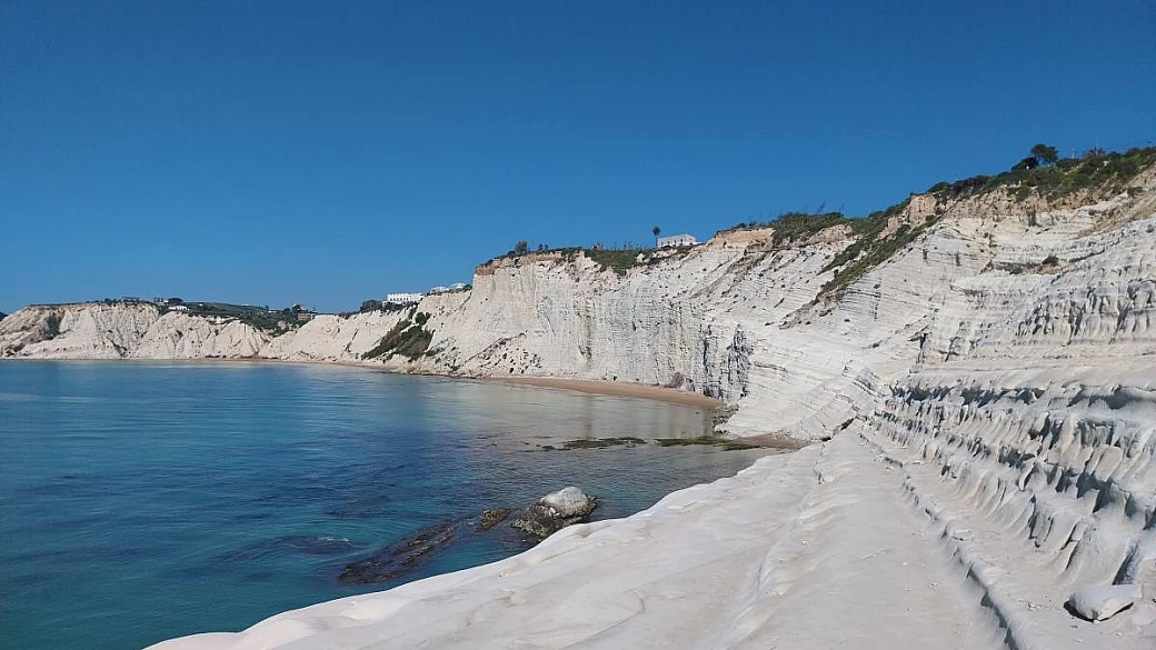 oltre le solite spiagge: il viaggio di 5 giorni nella sicilia segreta tra dune africane e templi millenari