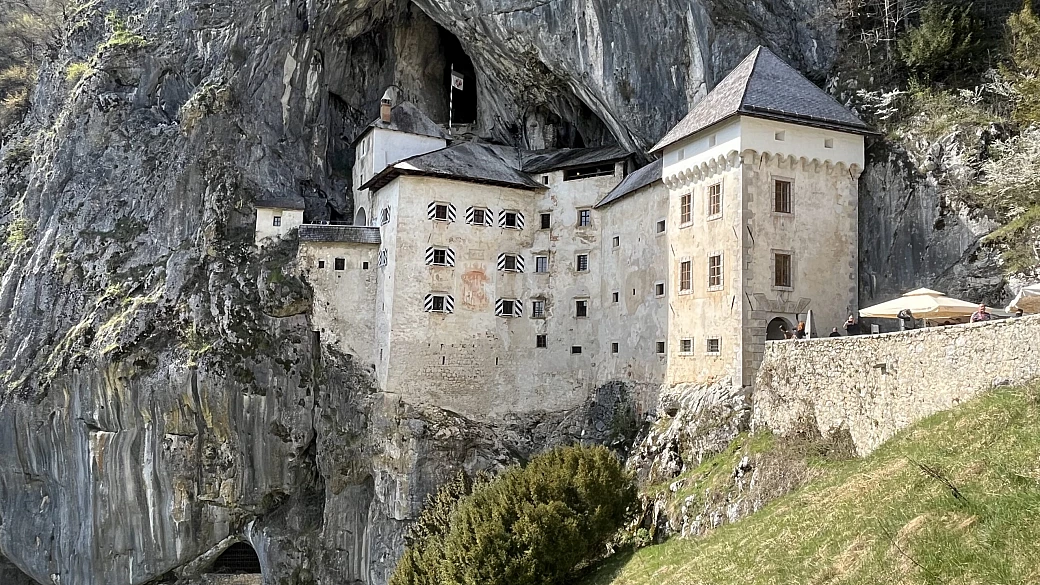 snobbata dai turisti ma amata dai sognatori: la rotta di 5 giorni nel cuore verde d'europa (perfetto anche per le famiglie)