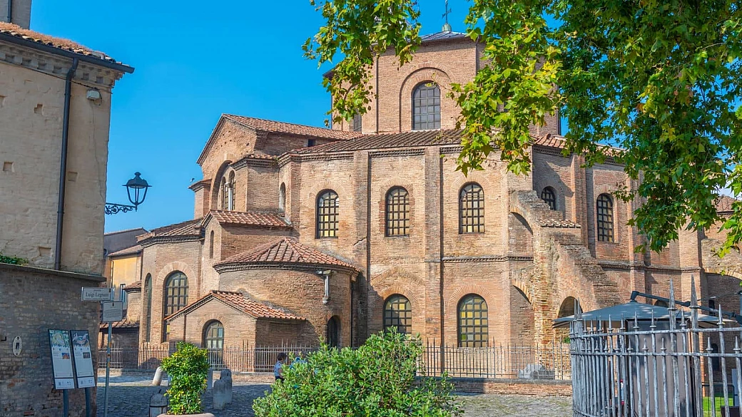 due giorni per quattro città: il mio diario di viaggio per scoprire l'emilia romagna con il naso all'insù