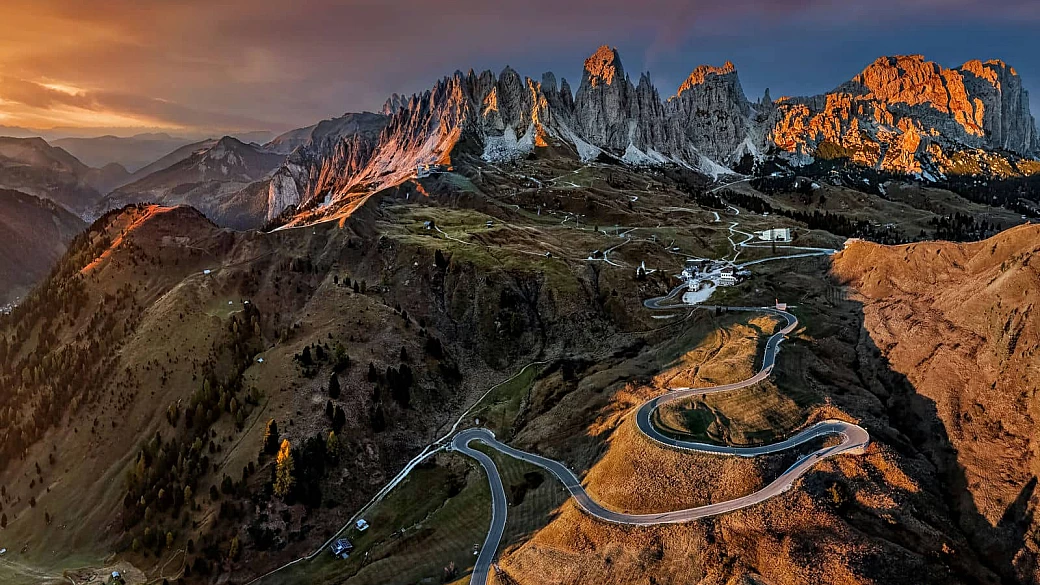 dolomiti come il centro di milano: arriva la ztl sui passi di montagna, ma è davvero la soluzione giusta?