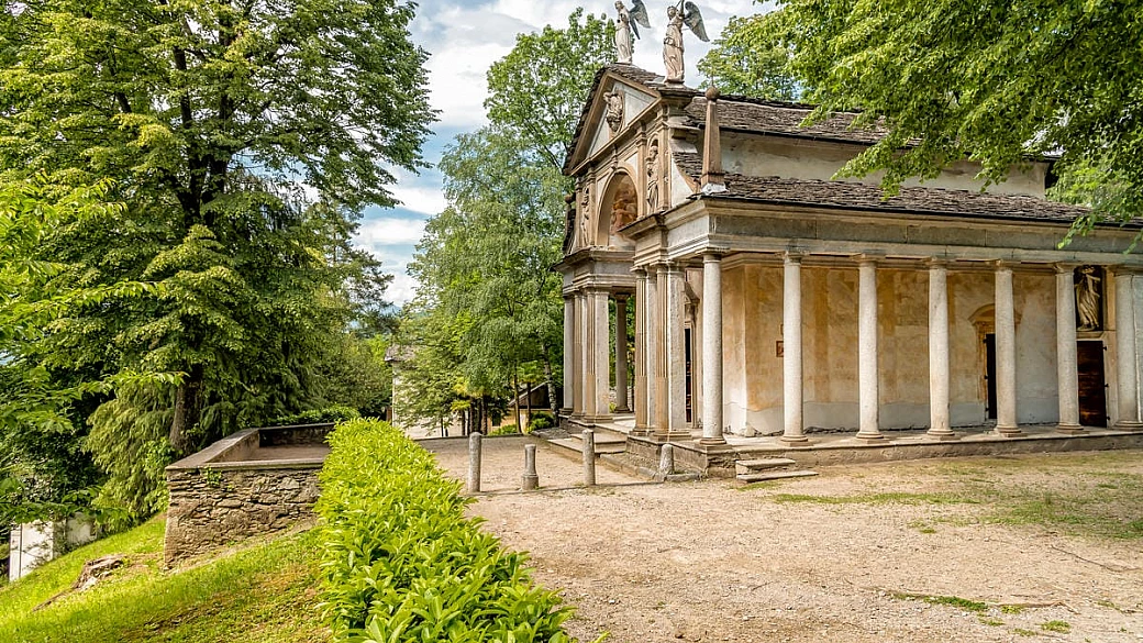 un cammino di fede ma immerso nei boschi: questo percorso del piemonte ha oltre 400 anni di storia