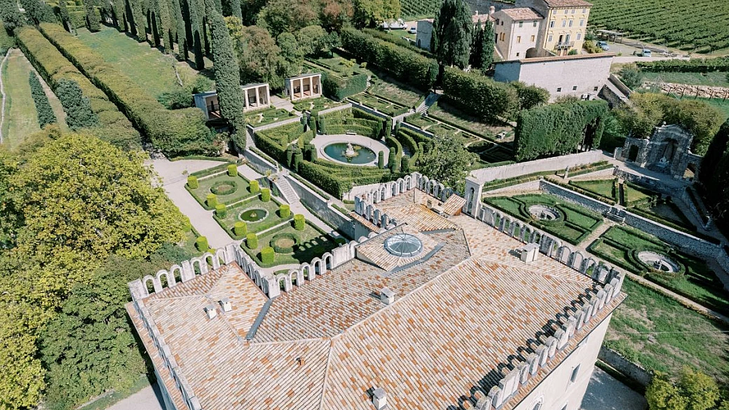 54 mila metri quadrati di meraviglia: è il teatro delle foglie nel veneto più verde