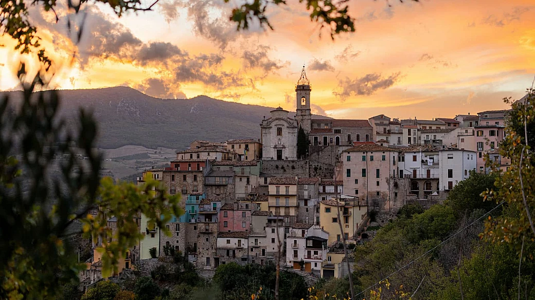 paesofia, l'elogio di una vita nei piccoli paesi dimenticati dal turismo di massa