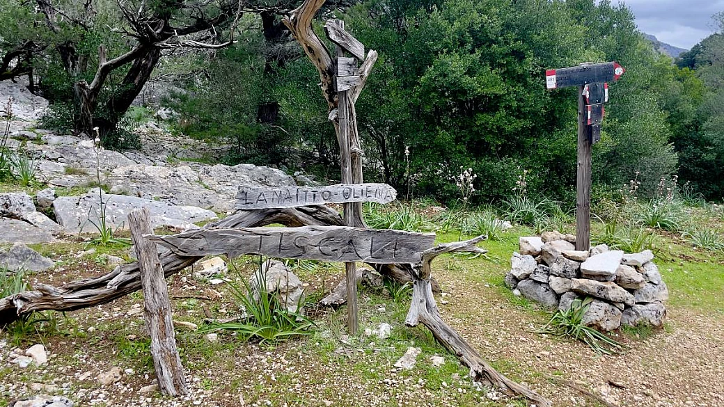 in sardegna c'è uno dei luoghi più isolati d’europa, ma dagli anni '90 il suo nome lo conoscono tutti
