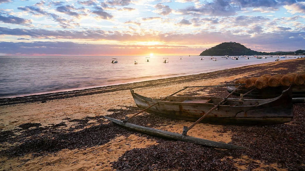 ho passato 20 giorni nella più grande isola dell'oceano indiano e ho scoperto dei luoghi davvero straordinari