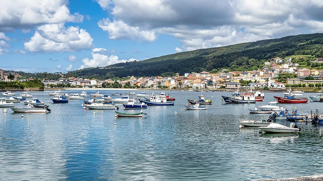 qui si chiamano rias: i fiordi della spagna, dove movida e sole sono solo un ricordo lontano