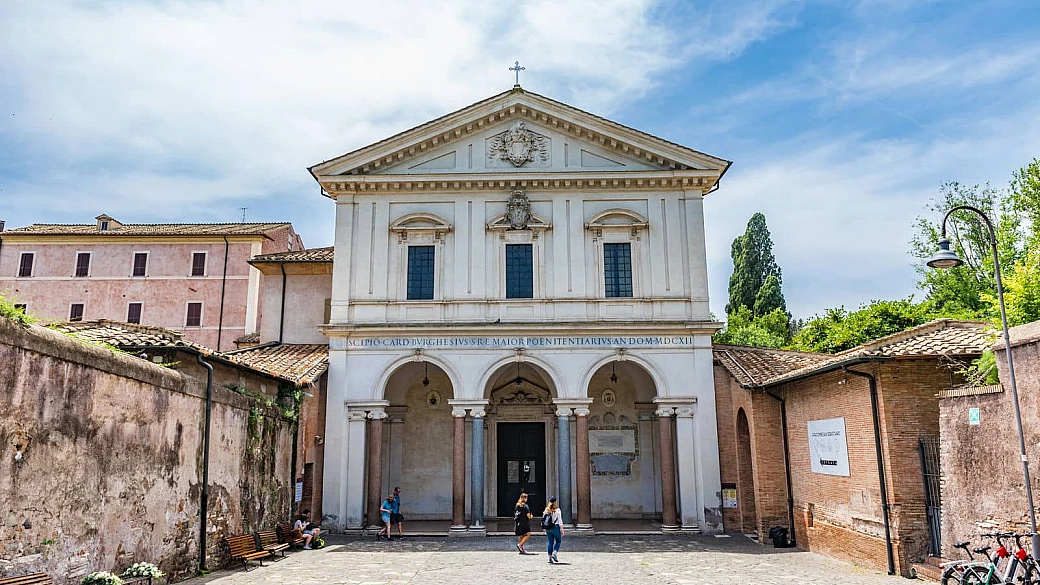 roma, il segreto delle prime catacombe della storia nel cuore dell'appia antica