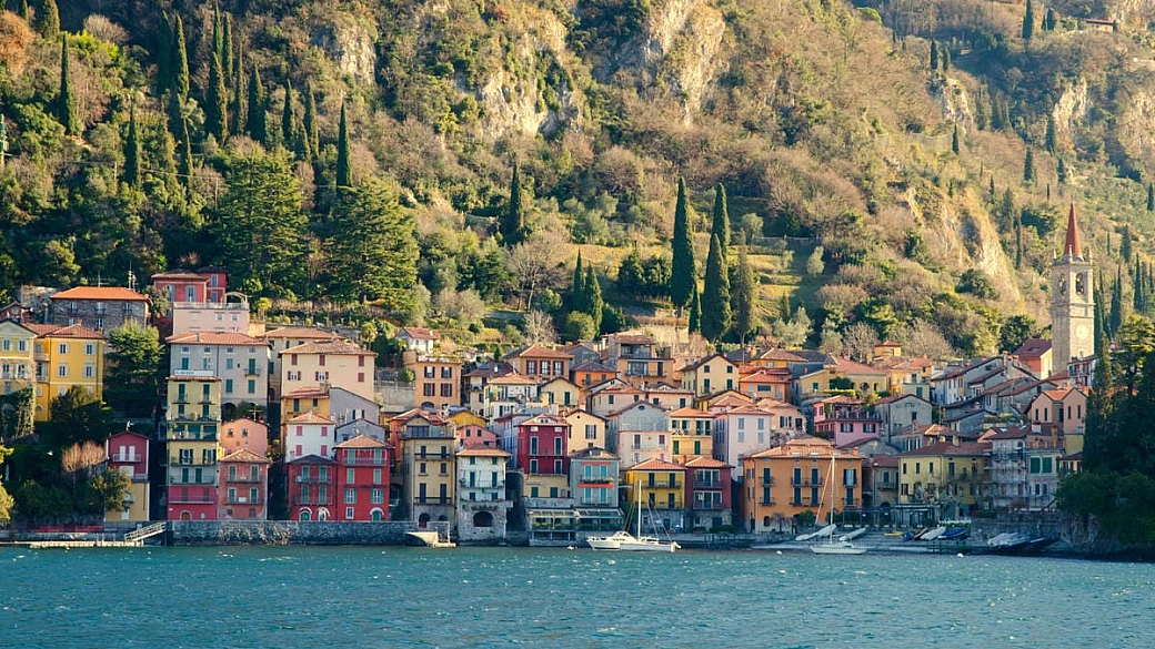 un fine settimana on the road: da milano ai laghi lombardi con un'auto a noleggio