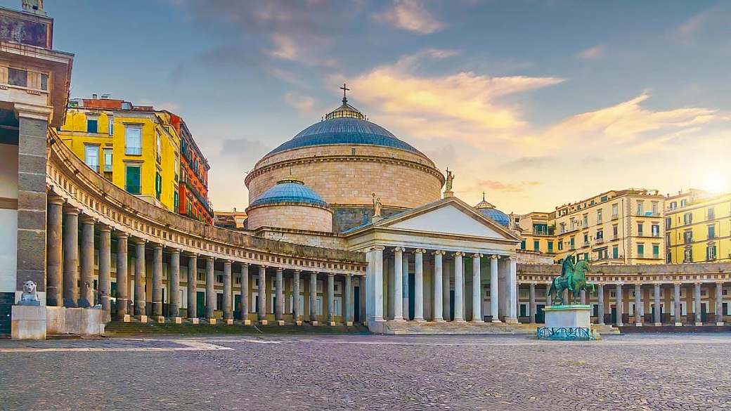 È il centro storico più grande d'europa ma si trova in italia: 2500 anni di segreti racchiusi in un labirinto millenario