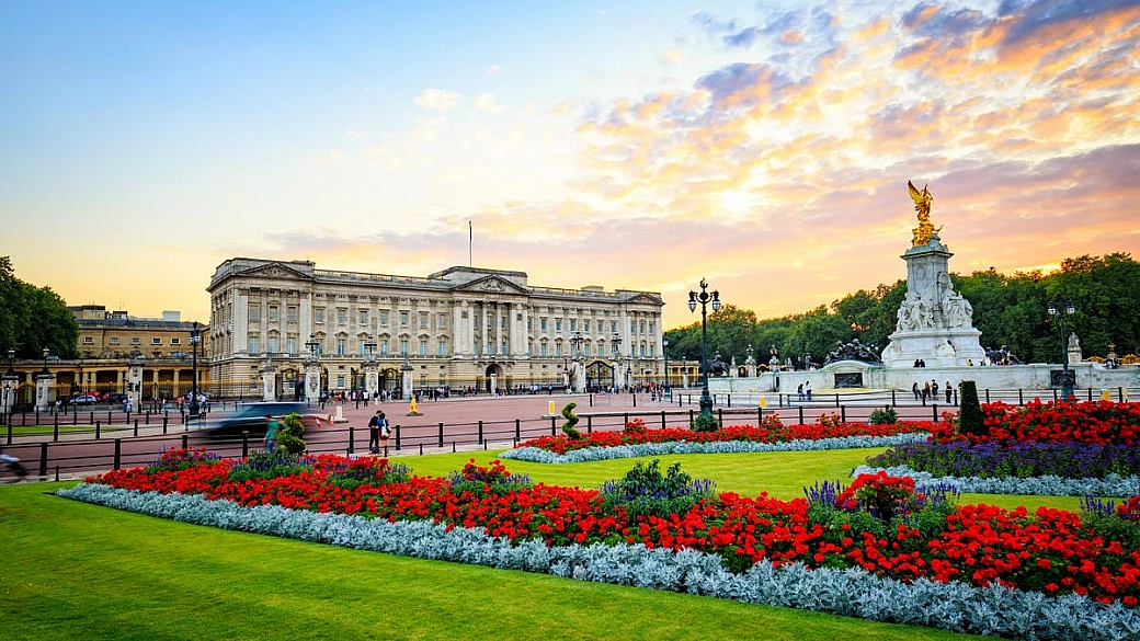 royal london: la guida non convenzionale per conoscere londra attraverso i luoghi della royal family