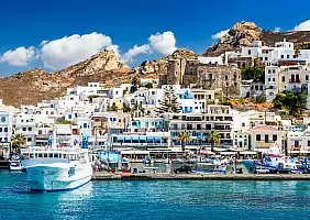turistipercaso Naxos,,Greek,Islands.,Sunny,Summer,Landscape,With,Rocky,Island,,Cyclades