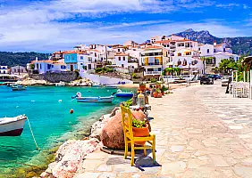 turistipercaso Most,Beautiful,Traditional,Villages,Of,Greece,-,Kokkari,In,Samos