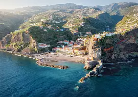 turistipercaso Ponta,Do,Sol,Village,During,Sunset,On,Madeira,,Portugal