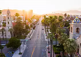 turistipercaso Sunset,Aerial,View,Of,Historic,Downtown,Riverside,,California.
