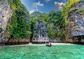 turistipercaso The,Small,Monkey,Beach,In,Paradise,Bay,-,About,5