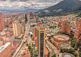 turistipercaso Bogota,,Colombia,-,April,2019,:,Cityscape,In,Cloudy,Weather,