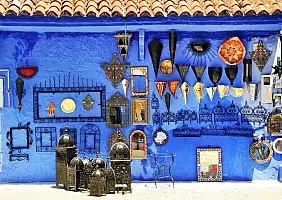 turistipercaso Gift,Shop,In,Chefchaouen,,Marocco.,Colorful,Moroccan,Handmade,Souvenirs