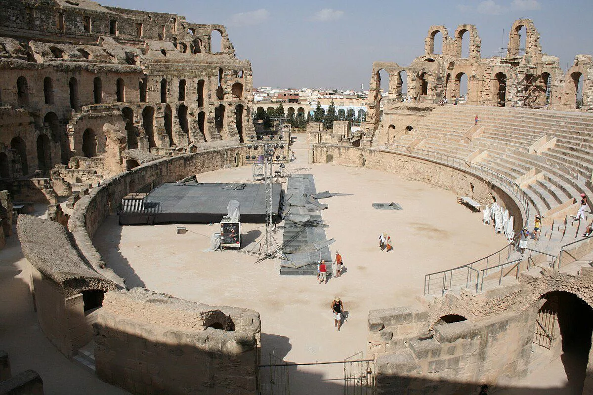Tunisia tra miraggi e realtà