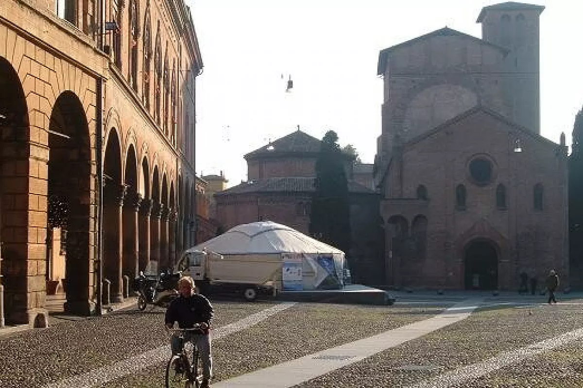 A Bologna Syusy in piazza per l’ecocompatibilità