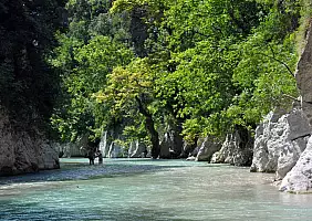 turistipercaso abruzzo-h99un