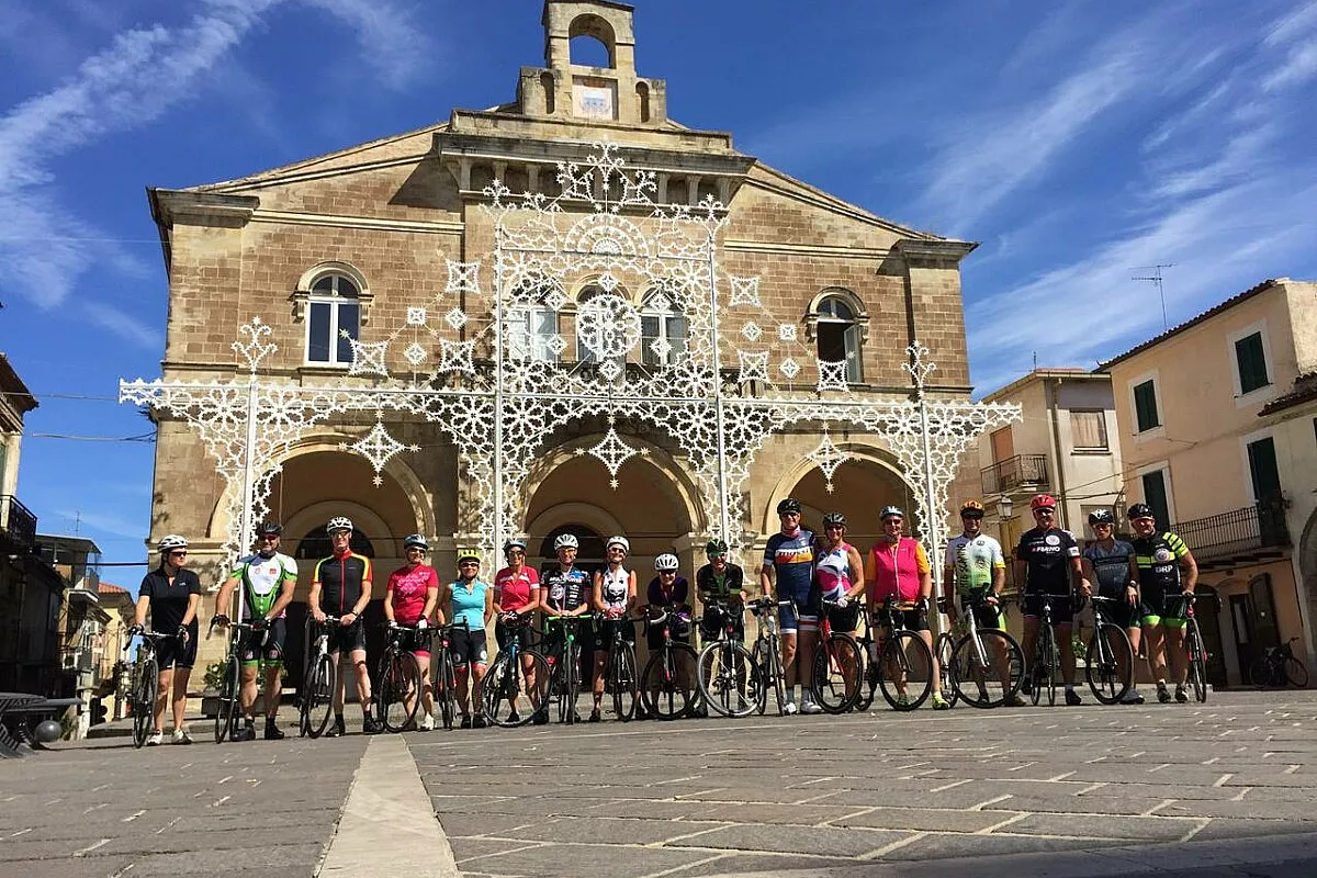 Active Abruzzo “Culto”, il tour cicloturistico tra le meraviglie storico-paesaggistiche della regione