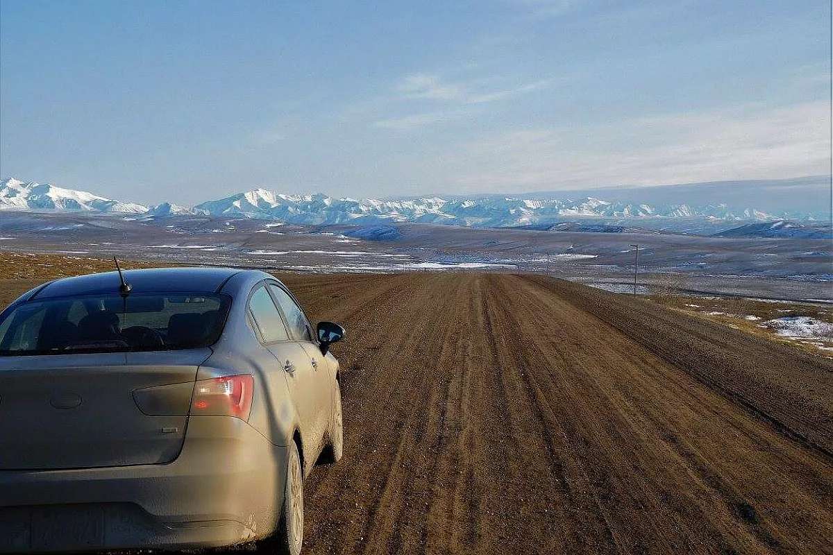 verso le ultime montagne dell' Alaska