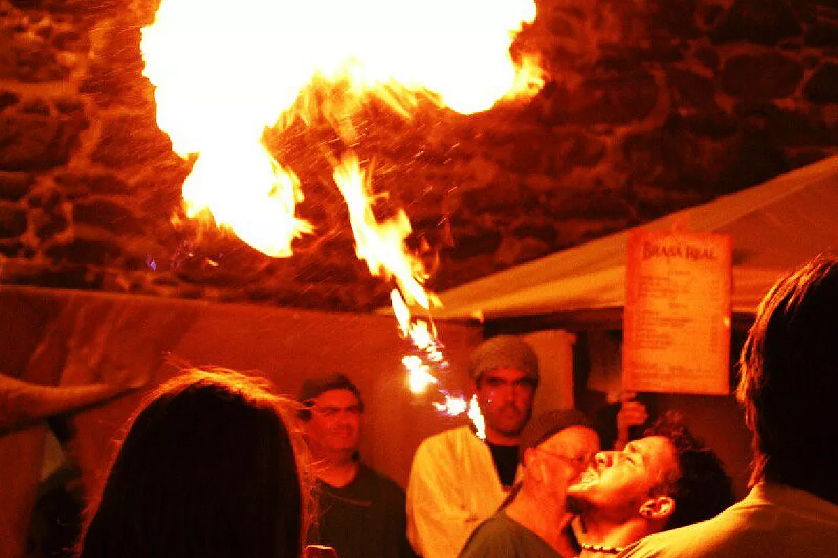 Mangiatori di fuoco a Sagres