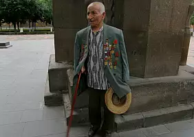 turistipercaso armenia-y1zdd