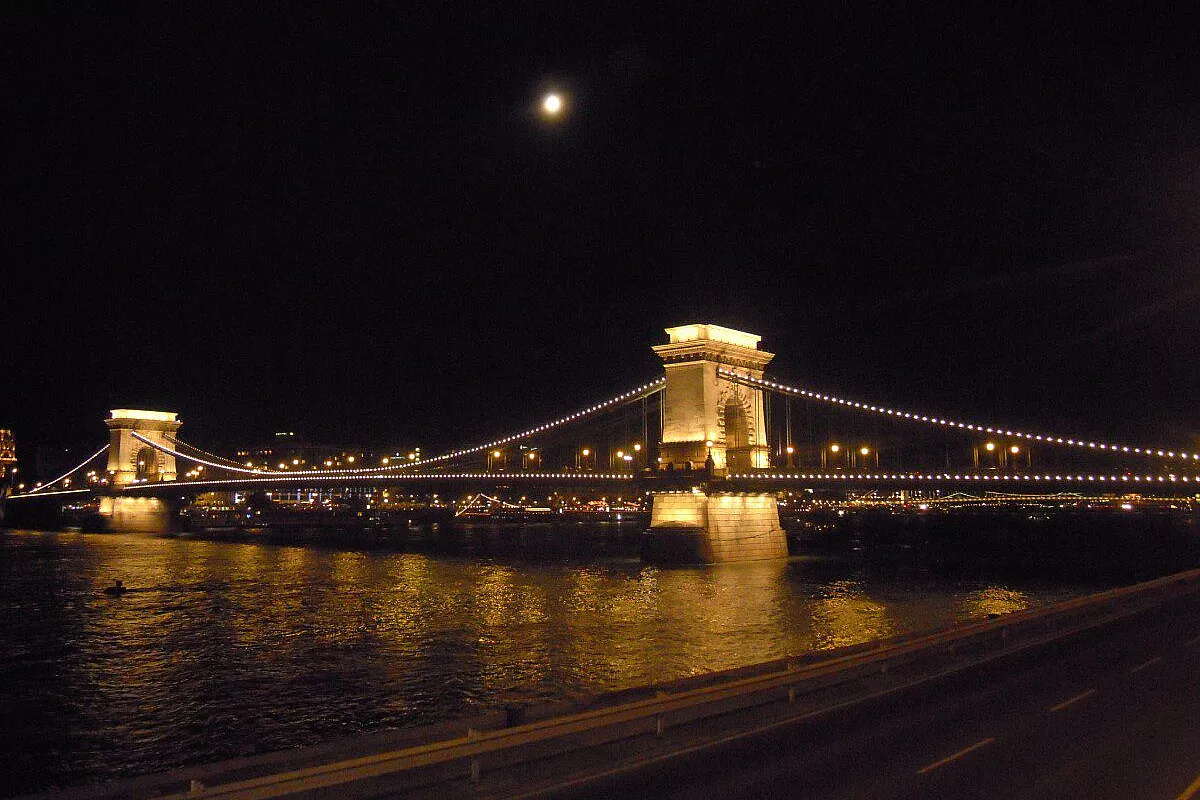 Ponte delle Catene - Budapest