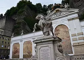 turistipercaso austria-pjspy