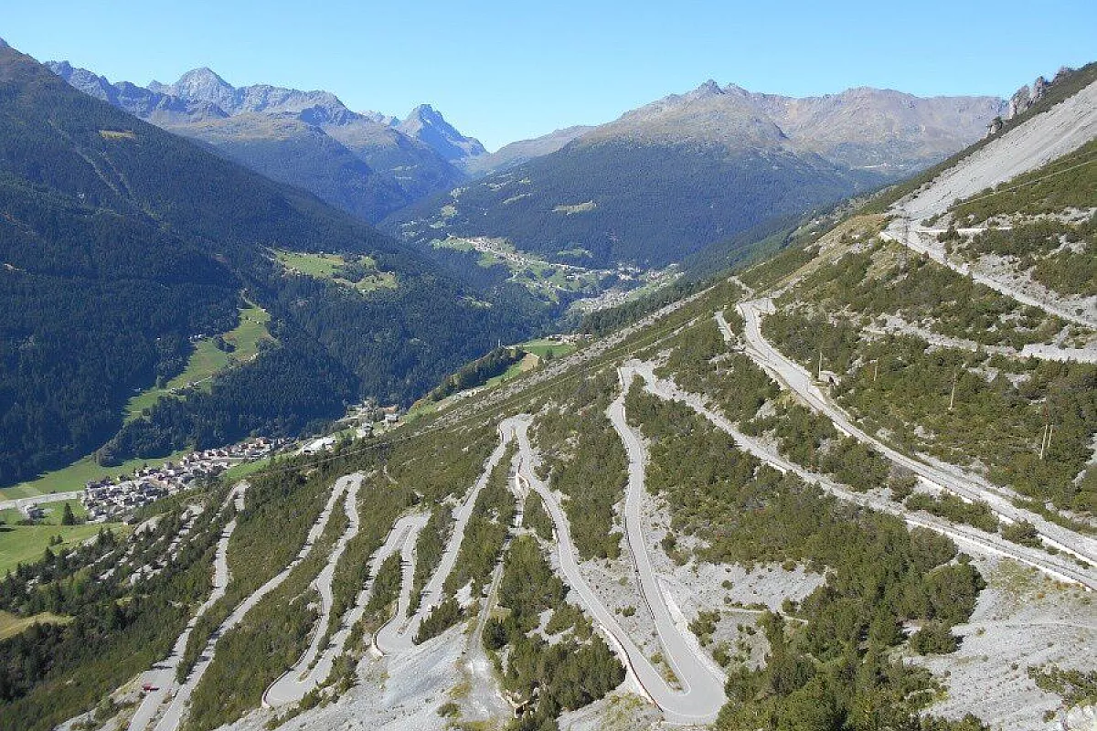 Salita alle Torri di Fraele