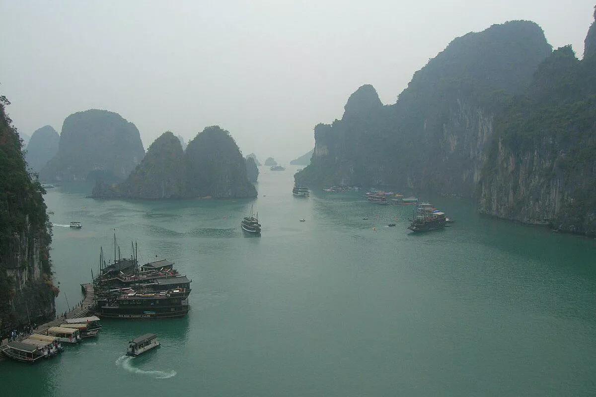 Vietnam-Baia di Halong