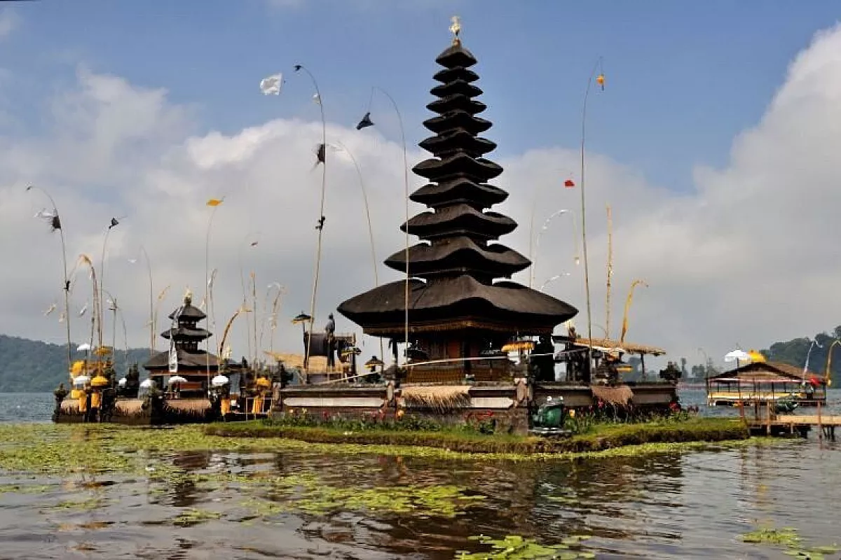 Danau bratan