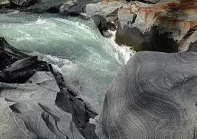 turistipercaso banff-national-park-b8jaf