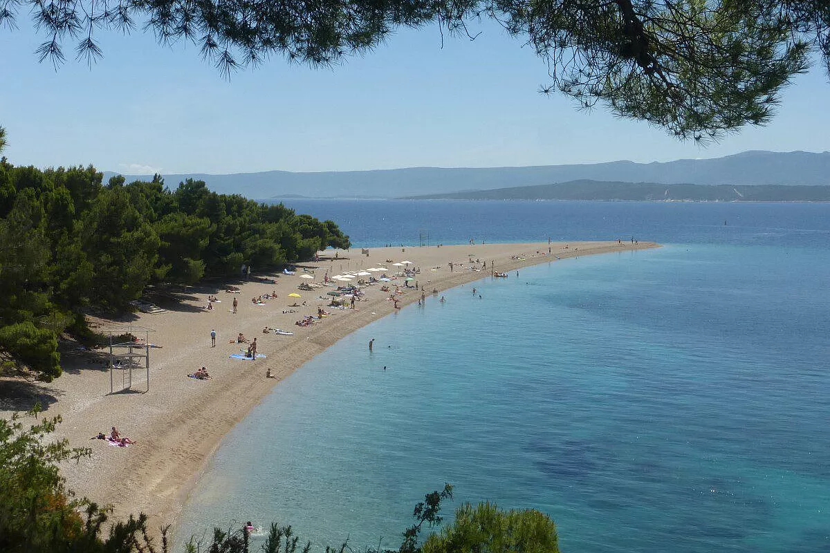 ISOLA DI BRAC (BRAZZA) IN CAMPER E VESPA (in Croazia)