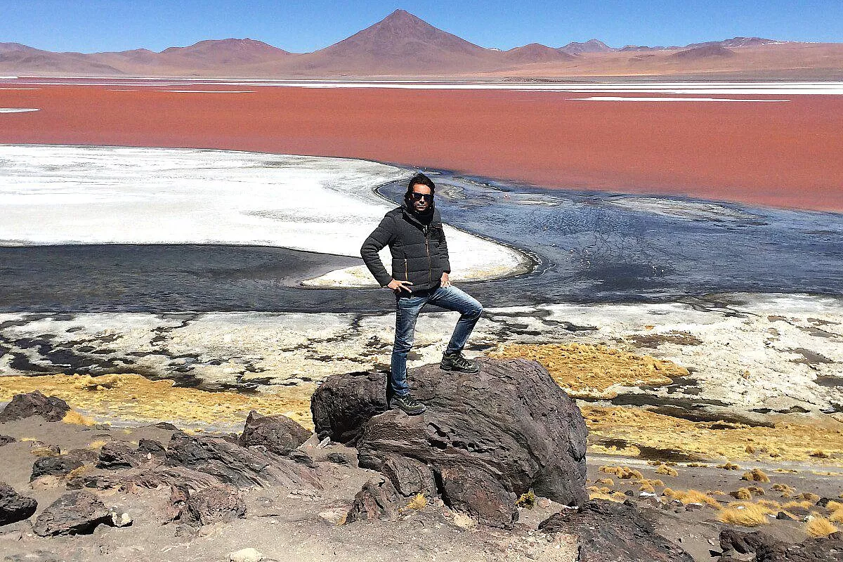 Dall'alto della Laguna Colorada