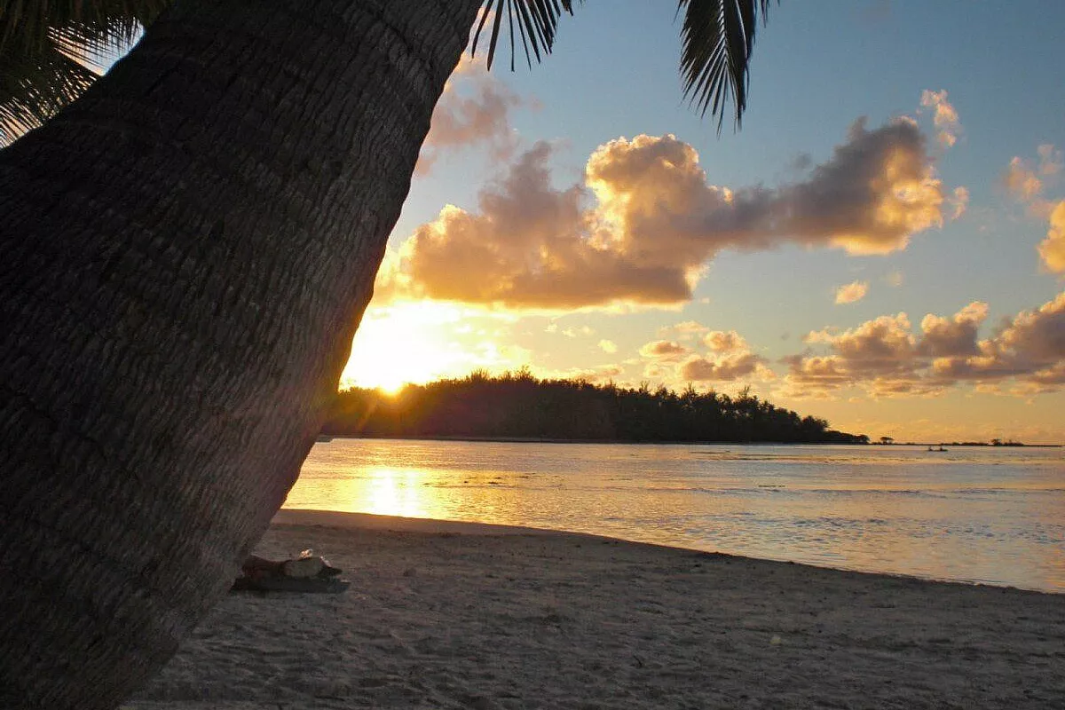 Tramonto a Moorea