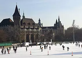 turistipercaso budapest-3v4jx