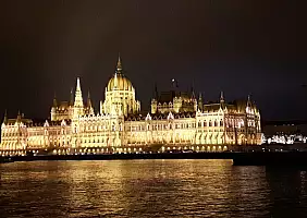 turistipercaso budapest-y9316